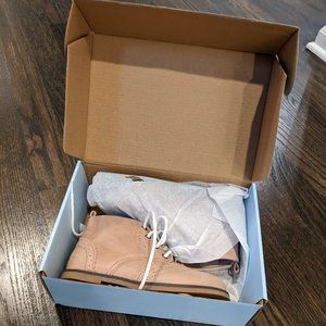 Anchor & Fox Tan Boots with white Laces